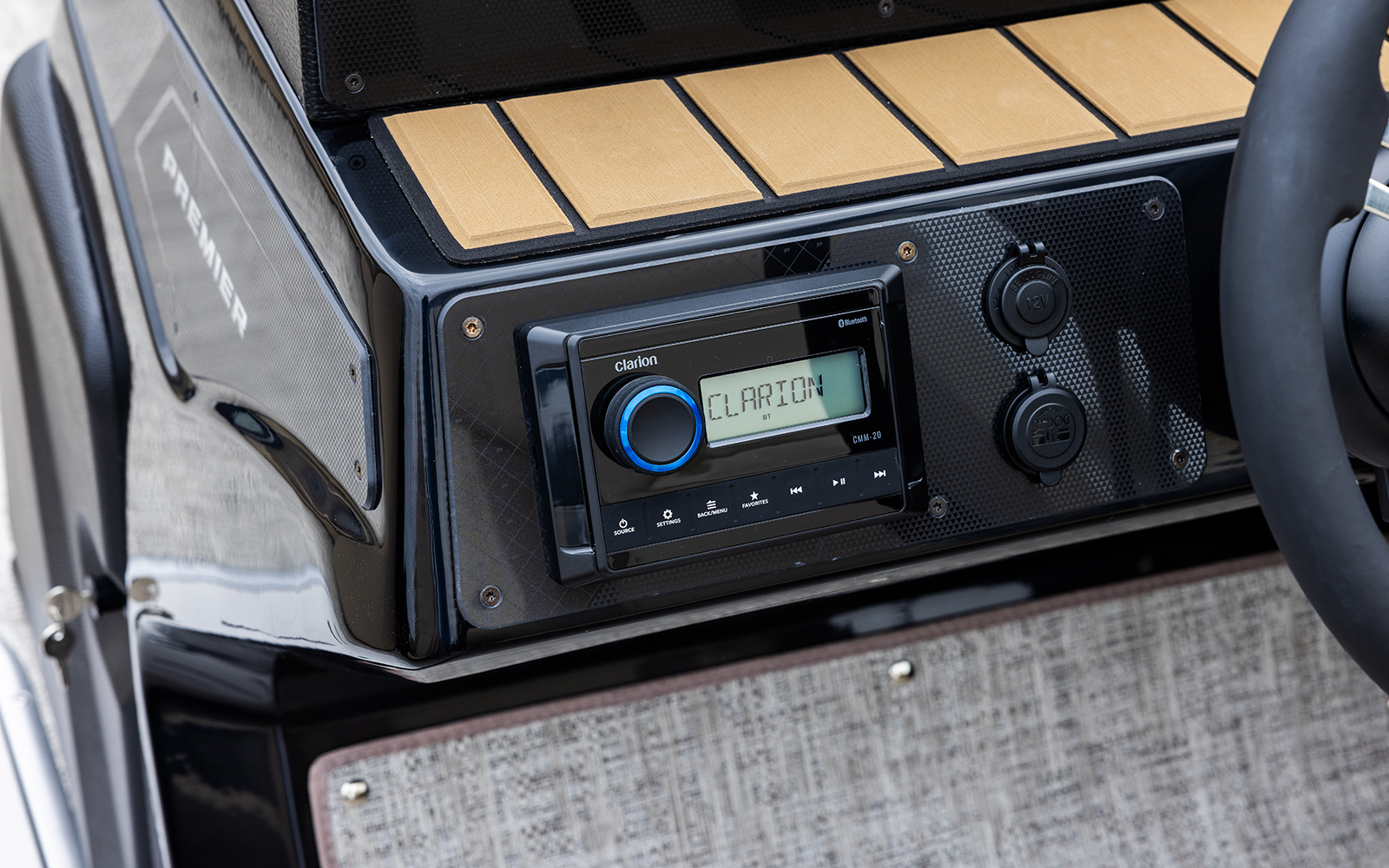 Clarion® stereo